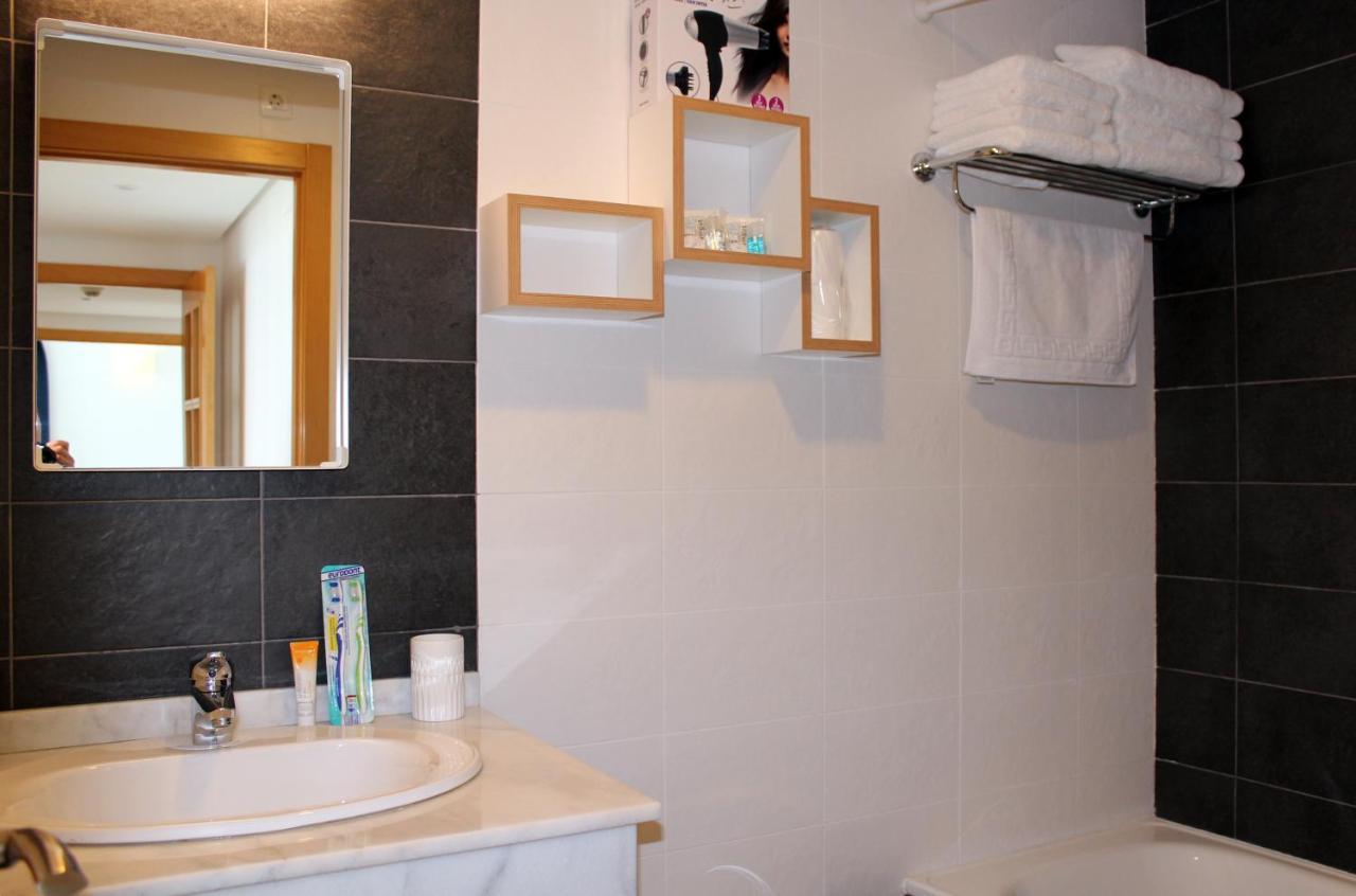 Skyline 33 Two Bedroom Apartment With Sea Views Benidorm Esterno foto